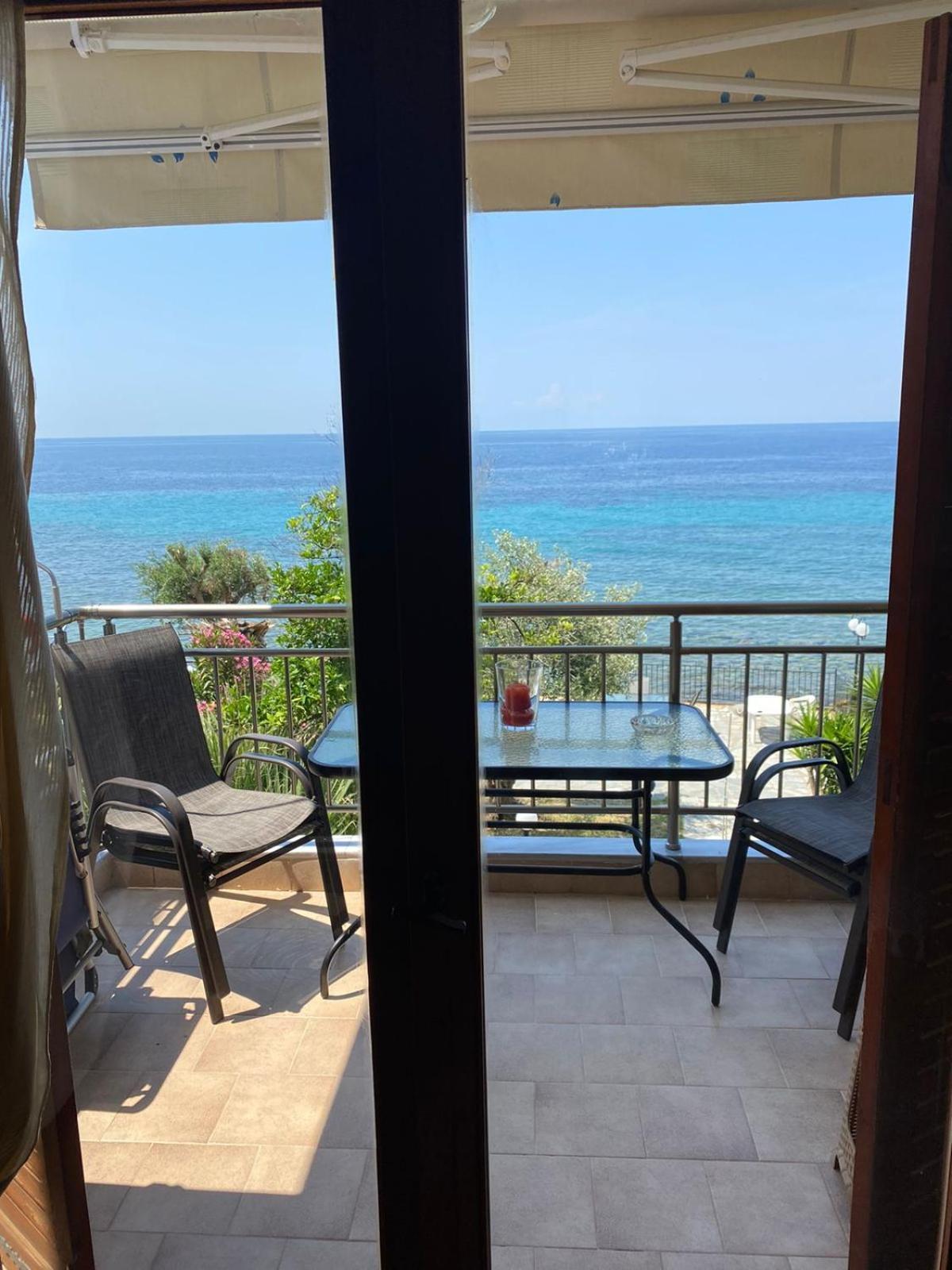 KYANA Big Blue Apartments Agia Paraskevi  Exterior foto
